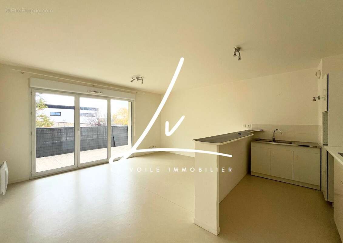 Appartement à FLEURY-SUR-ORNE