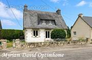 Maison à PLOUGUERNEVEL