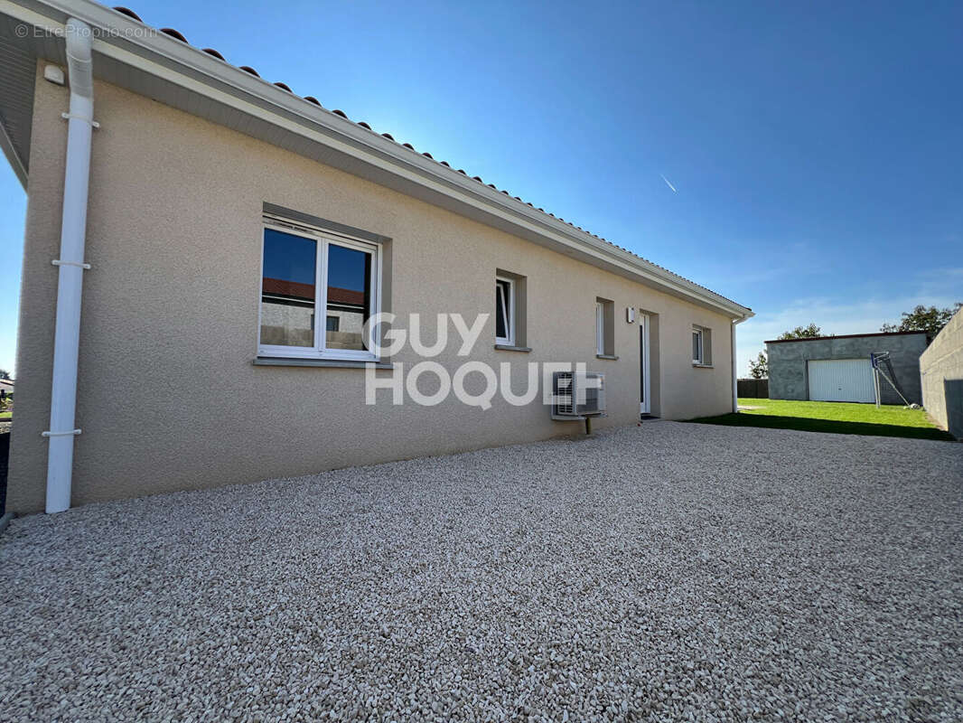 Maison à ROZIER-EN-DONZY