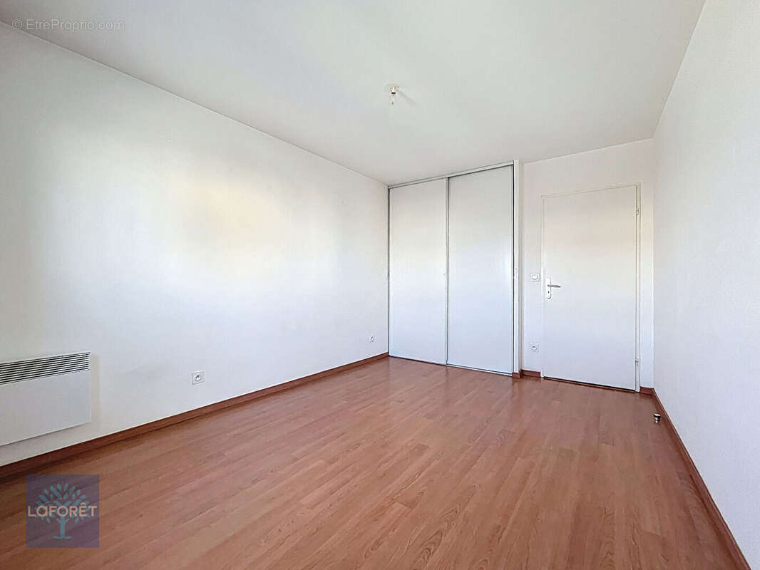 Appartement à CHILLY-MAZARIN