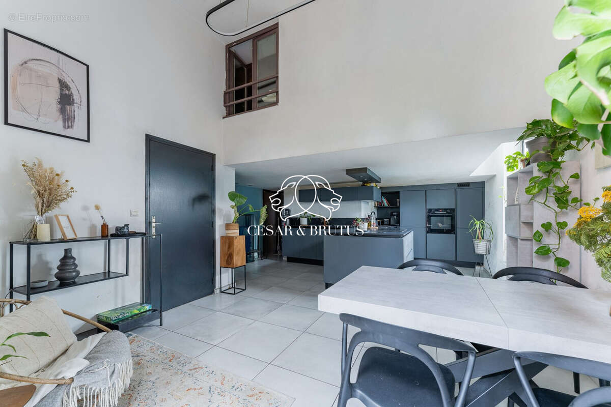 Appartement à LYON-9E