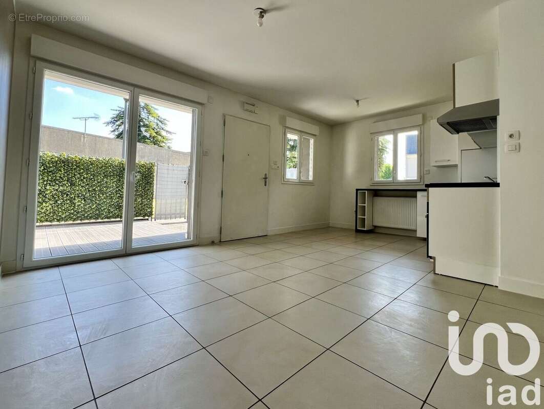Appartement 55 m² à Sartrouville  - photo 2