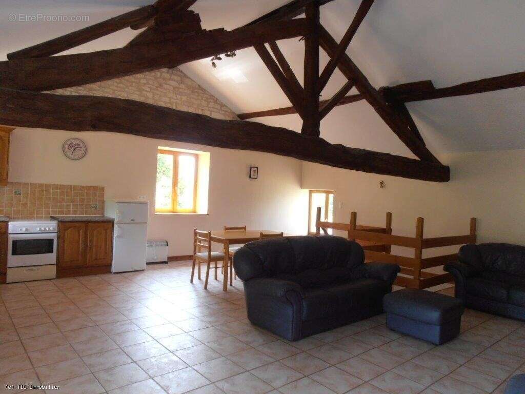 Jolie Maison En Pierre Proche Ruffec - photo 6
