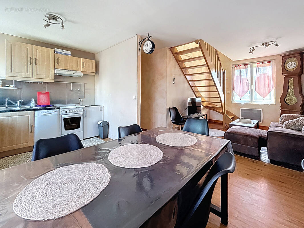 Appartement à CAROLLES