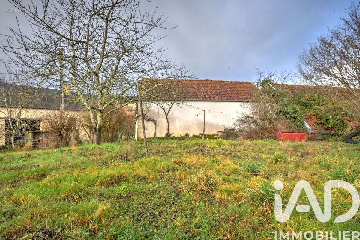 Photo 2 - Maison à SAINT-SULPICE-LE-GUERETOIS