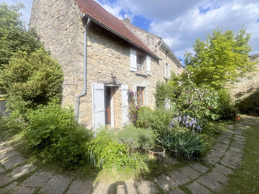 Maison à COURDIMANCHE