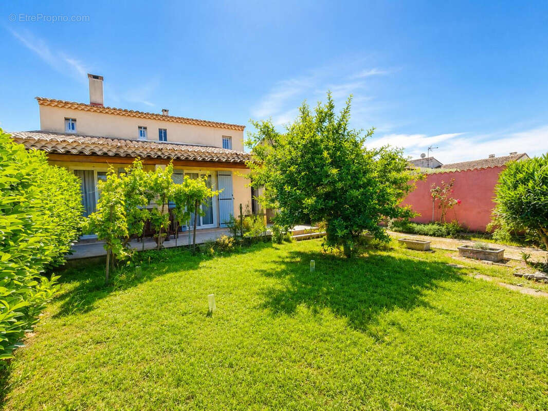 Maison à UZES