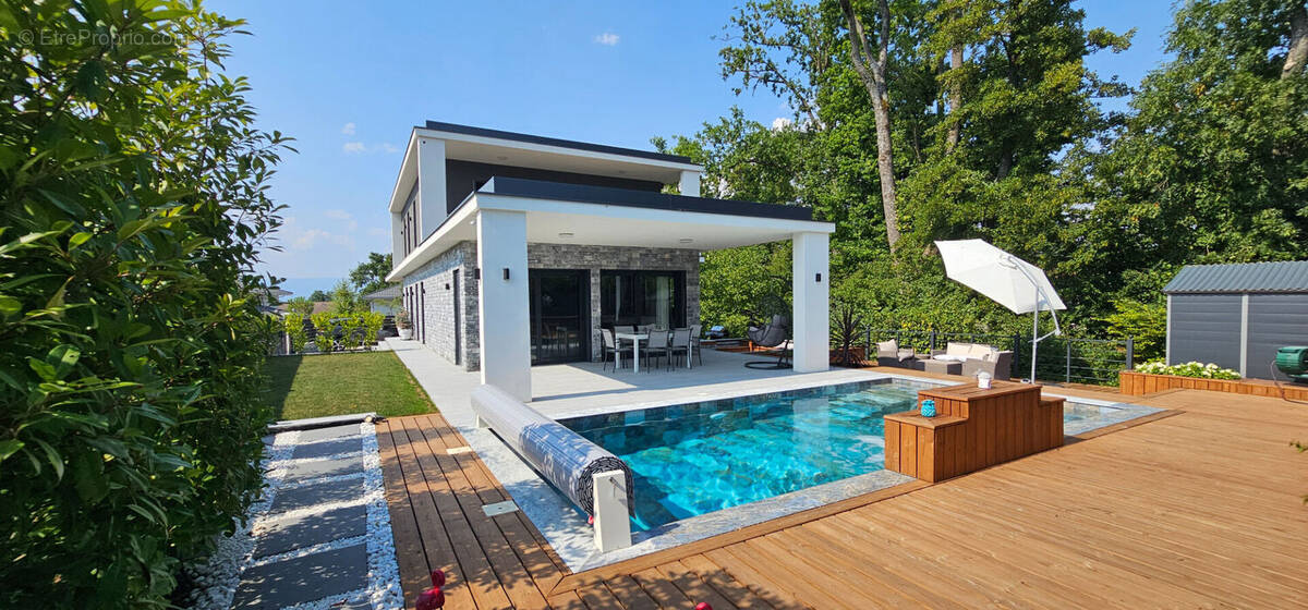 Maison à SCIEZ