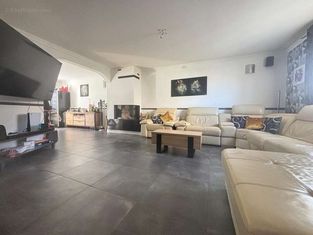 Maison à SAINT-GERMAIN-LES-CORBEIL