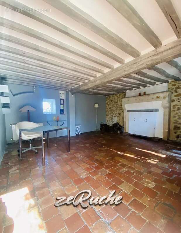 Maison à SAINT-PIERRE-DU-BU