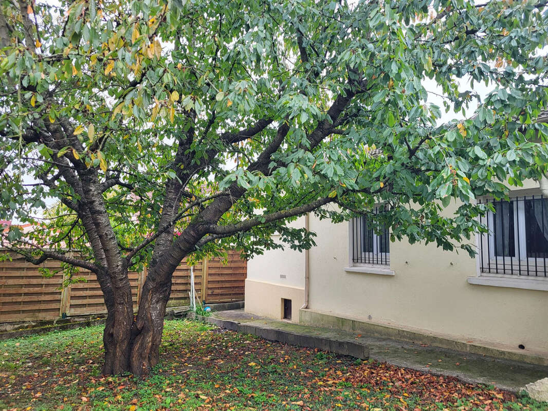 Maison à SAINT-DENIS
