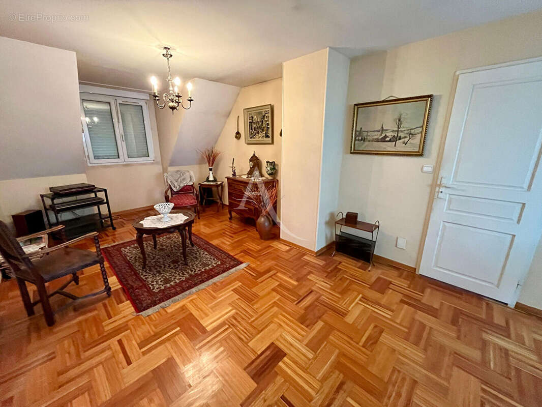 Appartement à LA FERTE-SOUS-JOUARRE