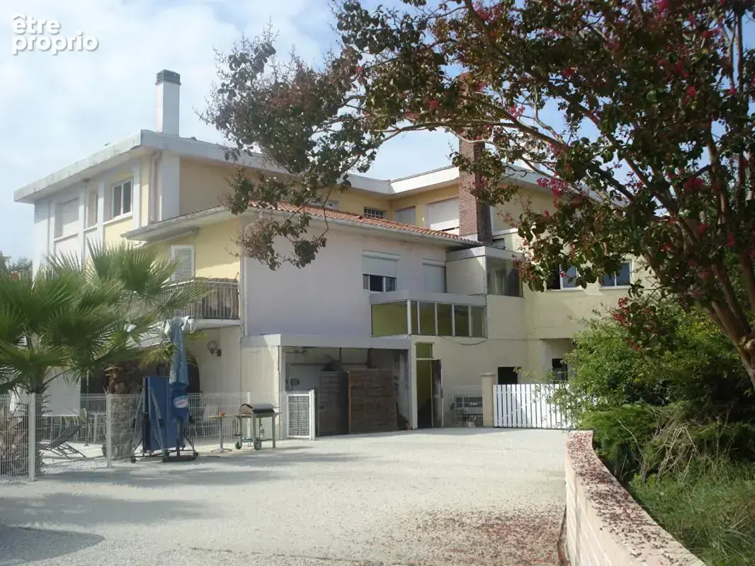 Maison de rapport  Cagnotte 24 pièce(s) - photo 2