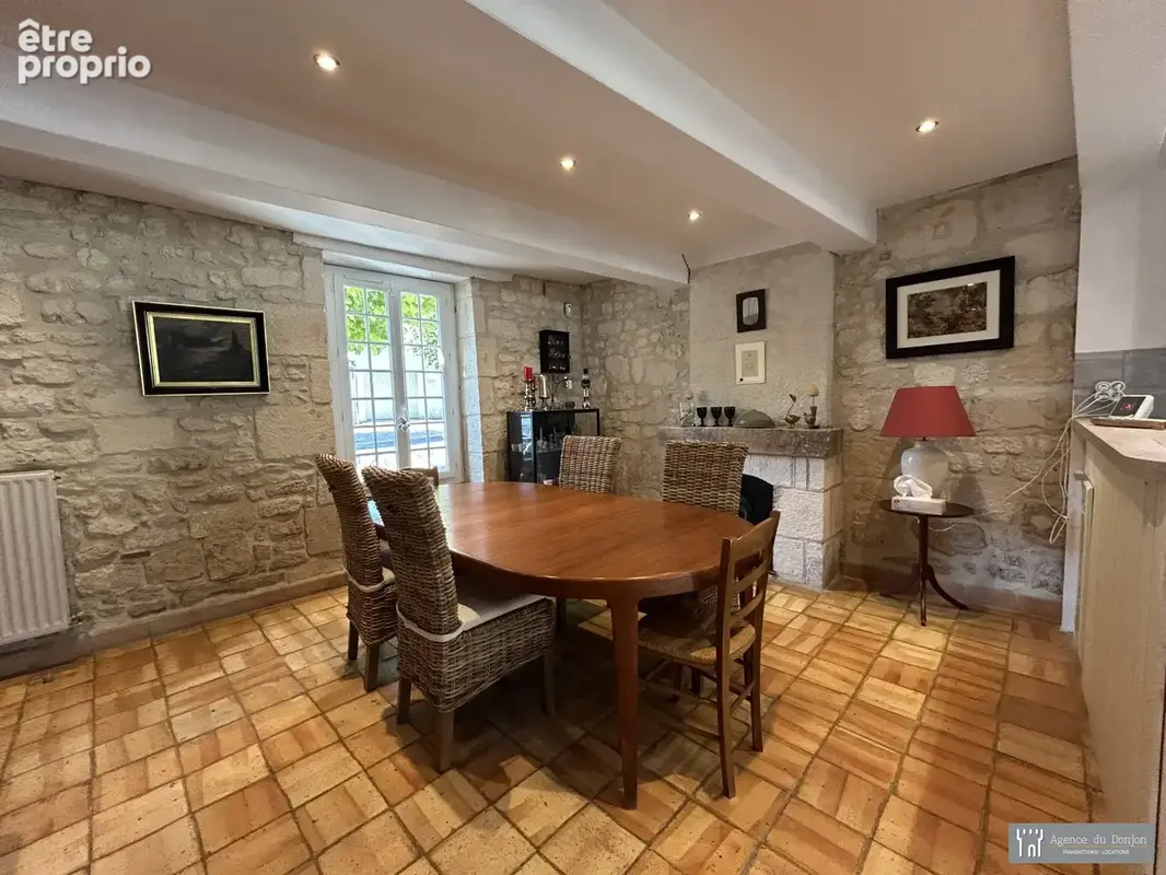 Maison 7 pièces 194 m² à vendre à Pons (17800) - photo 7