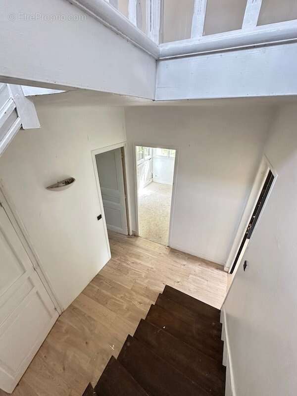 Maison à LES LOGES-EN-JOSAS