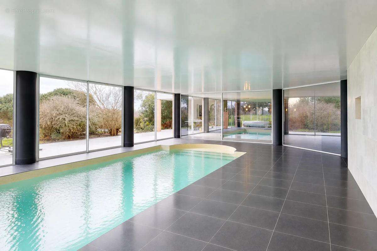 Maison à CABANAC-SEGUENVILLE