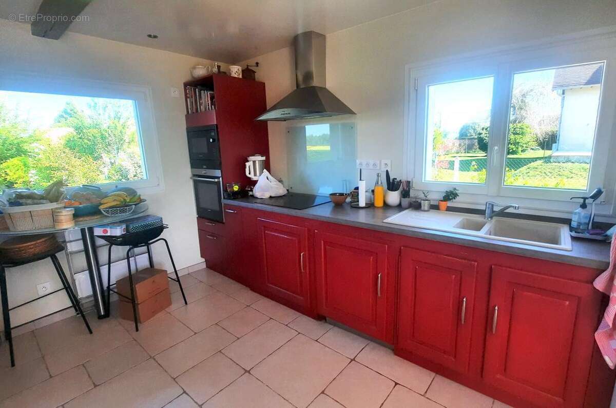 Maison à SAINT-ELOI-DE-FOURQUES