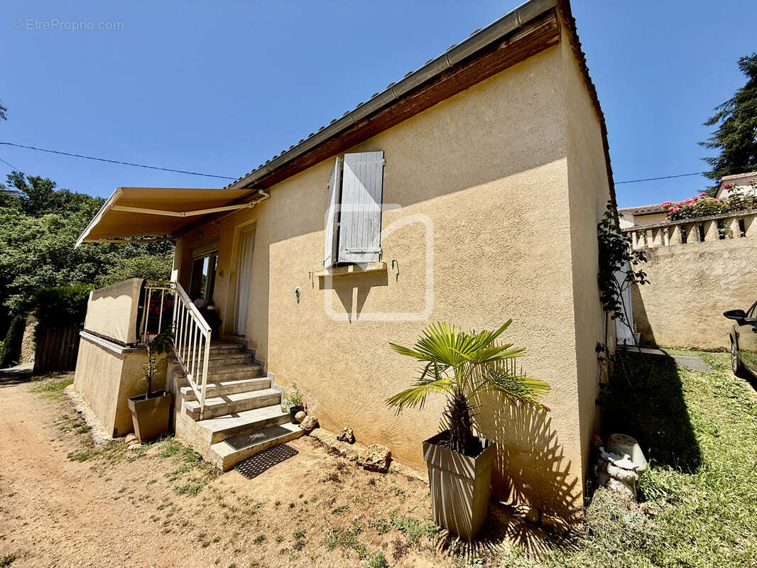 Ensemble immobilier de 2 maisons à vendre à Sarlat - photo 3