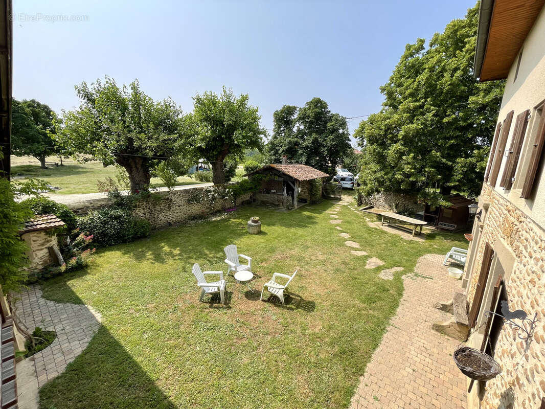Maison à CHATEAUNEUF-DE-GALAURE