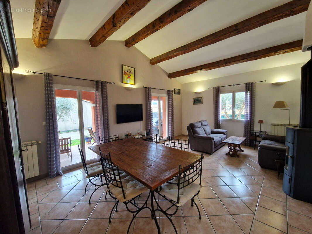 Maison à SIX-FOURS-LES-PLAGES