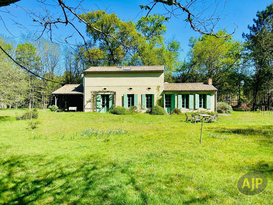 Maison à LESPARRE-MEDOC