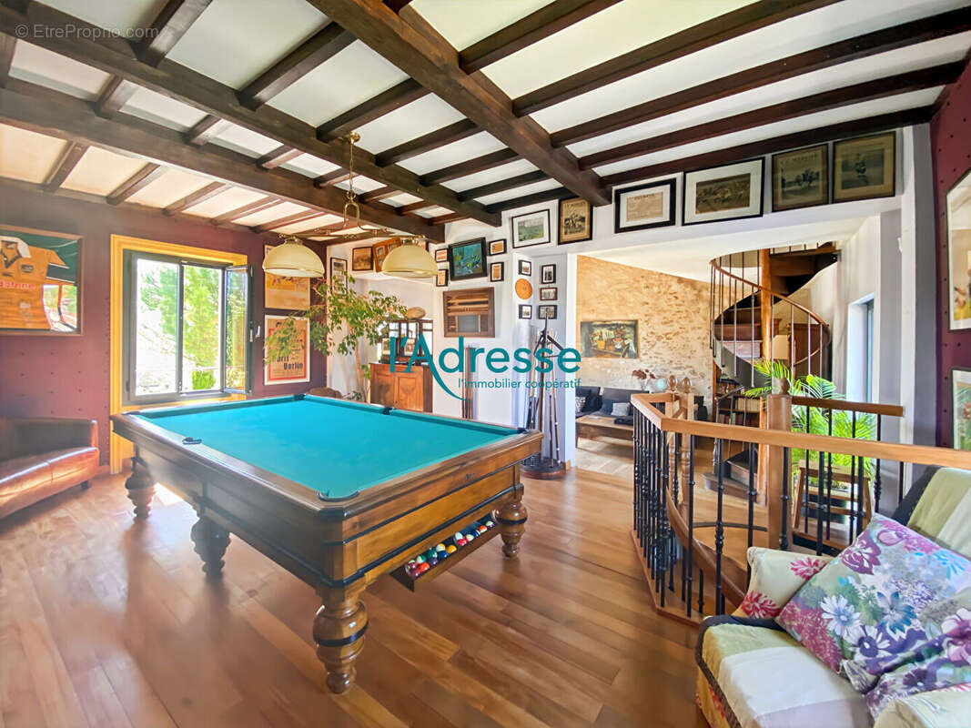 Maison à OINVILLE-SUR-MONTCIENT