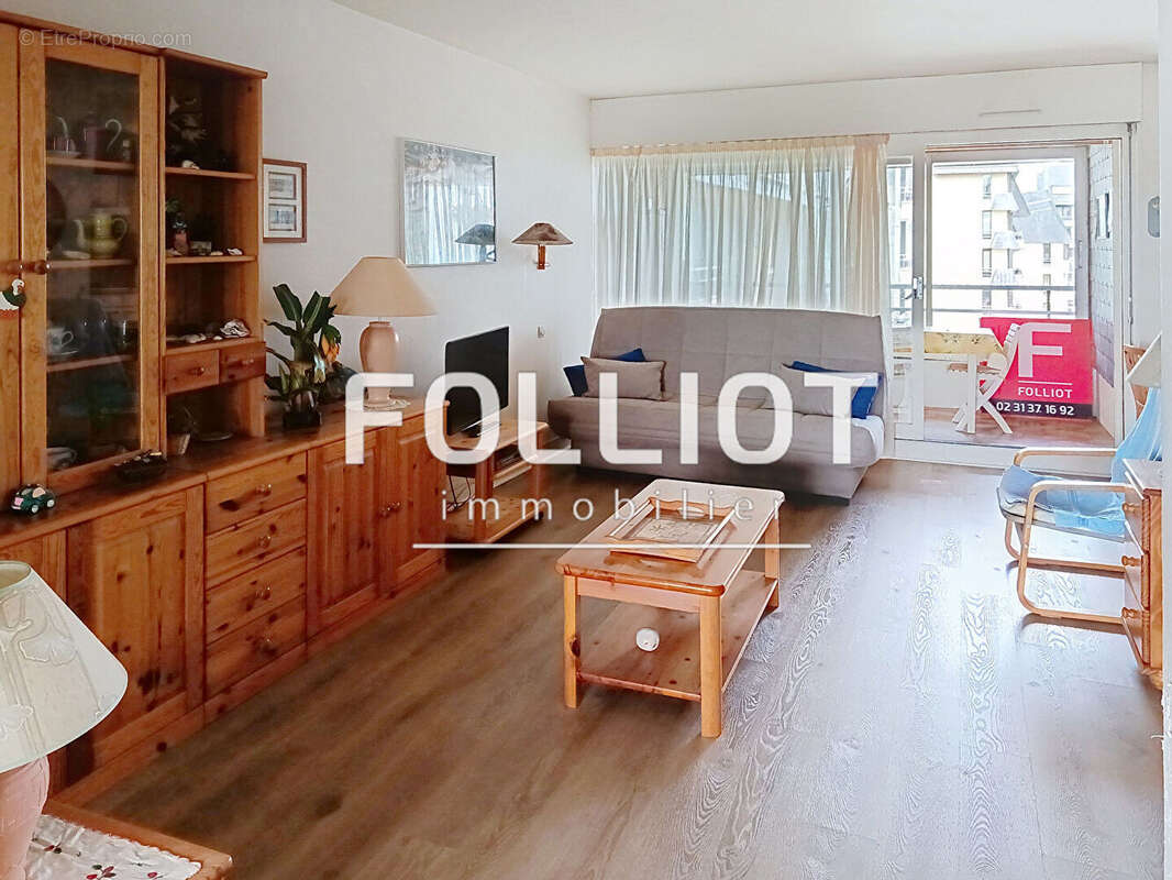 Appartement à COURSEULLES-SUR-MER
