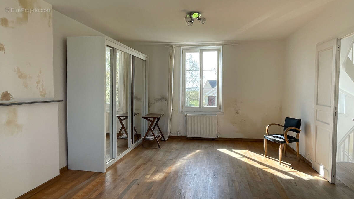 Maison à LE FIDELAIRE