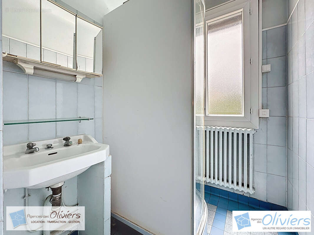 Maison à VOISINS-LE-BRETONNEUX