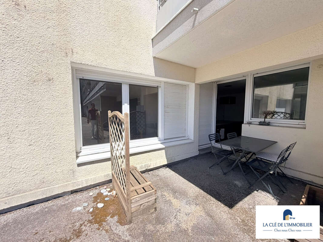Appartement 81 m² à Quimper  - photo 9