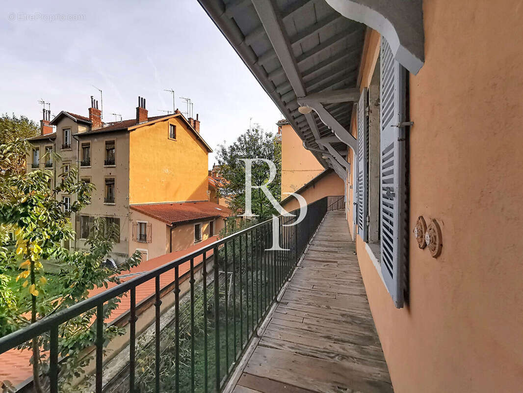 Appartement à OULLINS