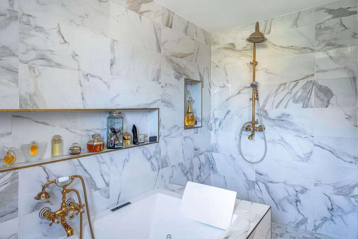 Villa contemporaine avec piscine - photo 8