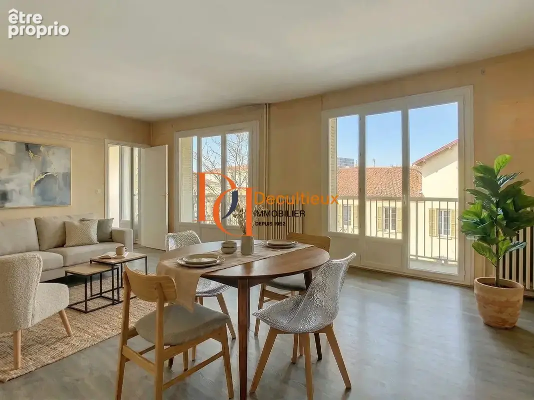 Appartement 5 pièces 90 m² à vendre à Lyon-8e (69008) - photo 1