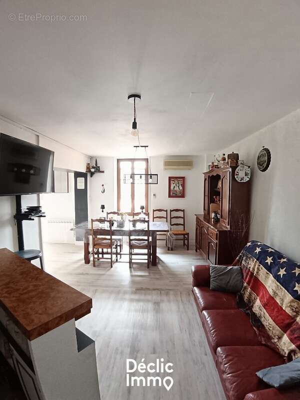 Maison en pierre avec dependances - photo 2