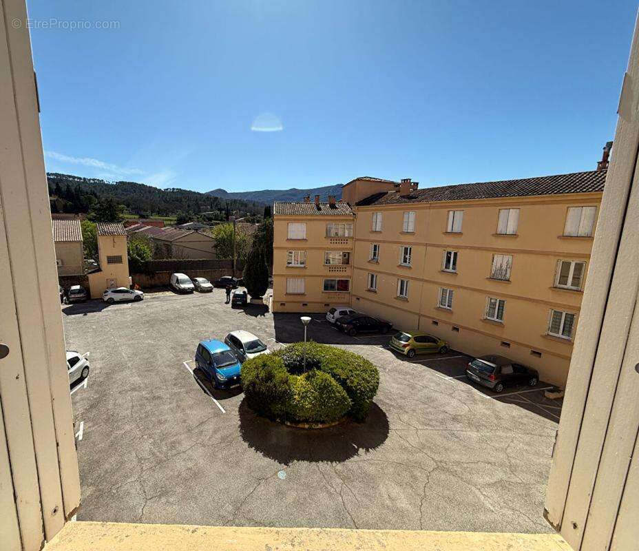 Appartement à BRIGNOLES