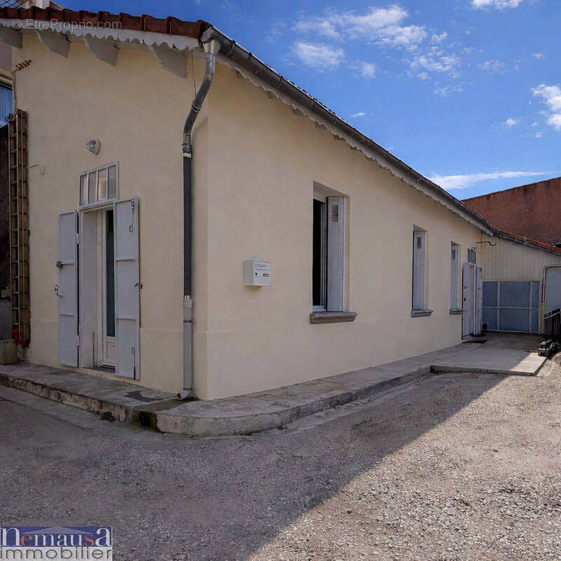 Maison à NIMES