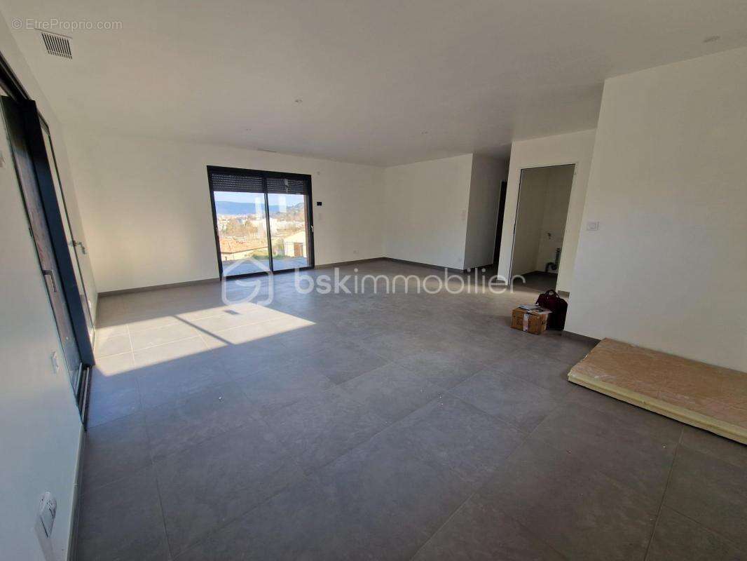 Maison à SAINT-VALLIER