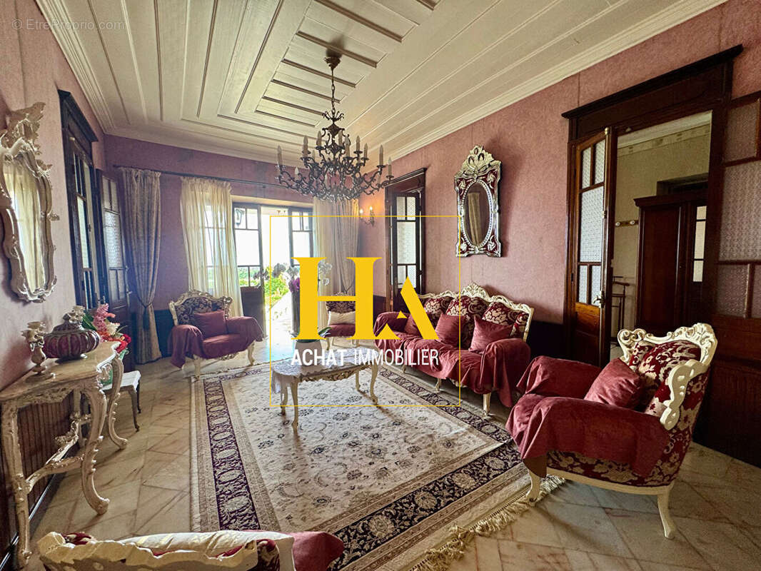 Maison à SAINT-DENIS