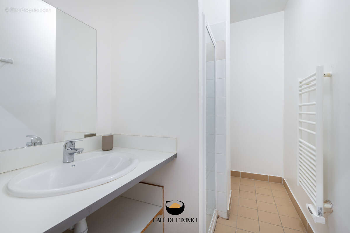 Appartement à MARSEILLE-2E