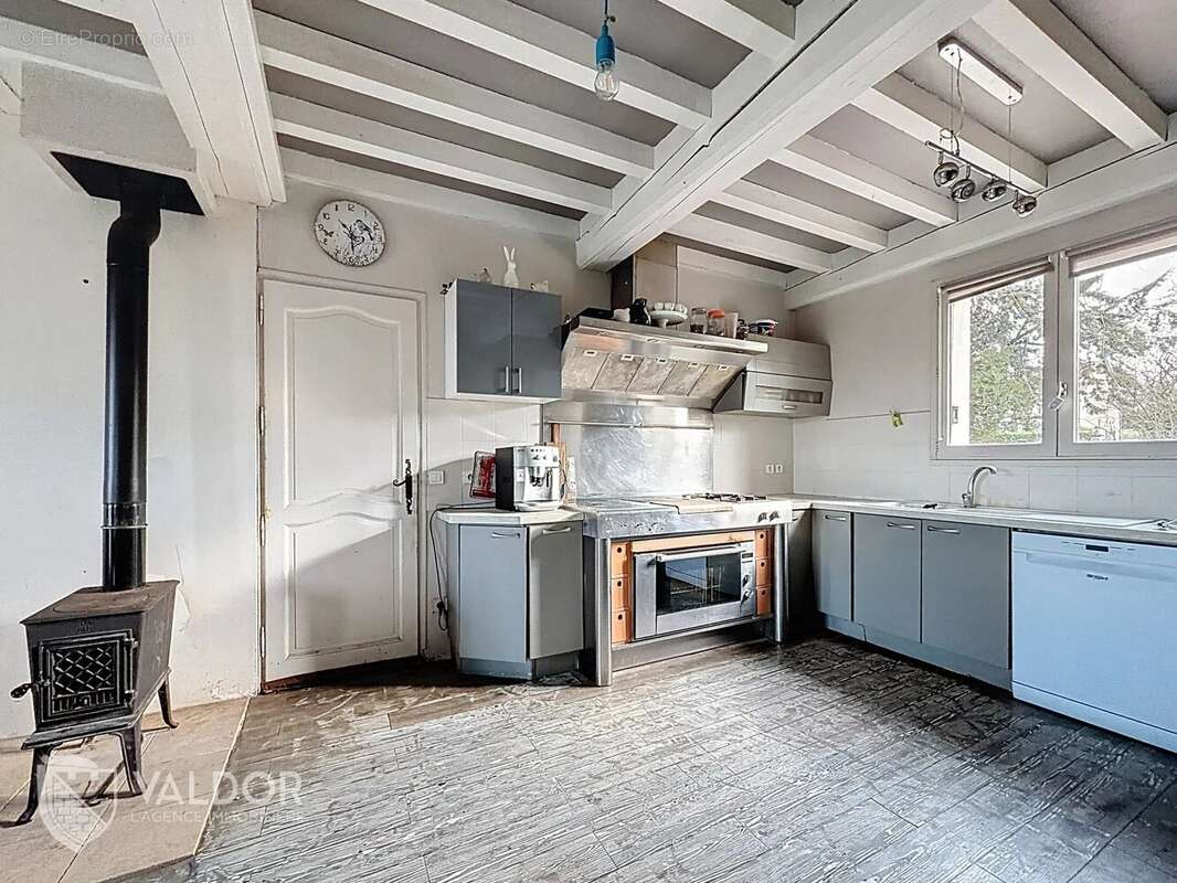 Maison à MOGNENEINS