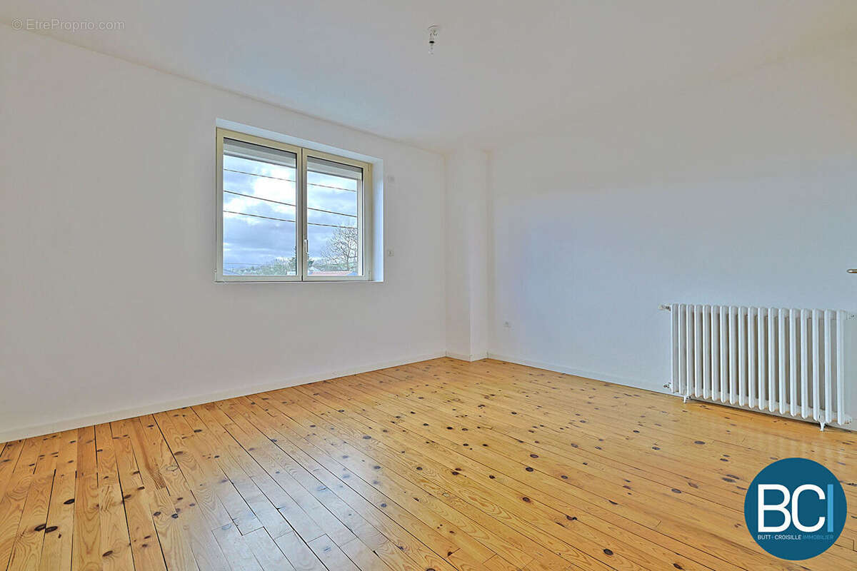 LAITRE-SOUS-AMANCE - Maison 5 pièces - 165 m2 - photo 10