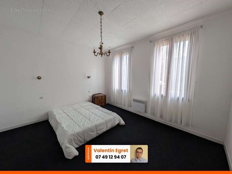 Maison à SAINT-GILLES-DE-LA-NEUVILLE