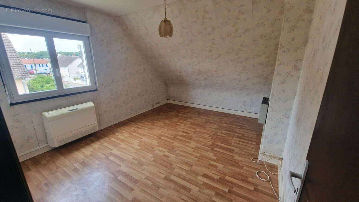 Maison à CHANGE