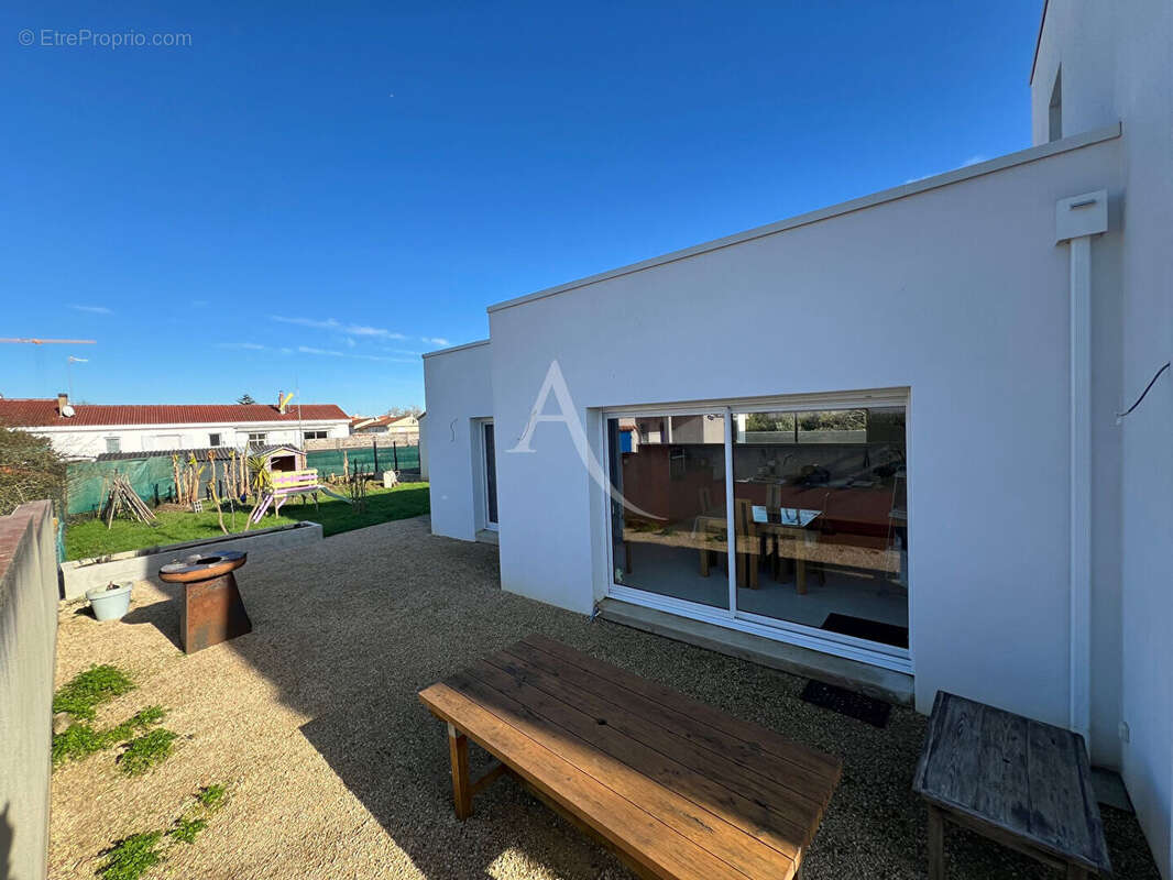 Maison Longeville Sur Mer 4 pièce(s) 131 m2 - photo 11