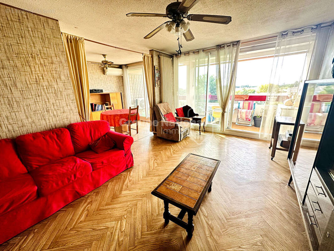 Appartement à VITROLLES