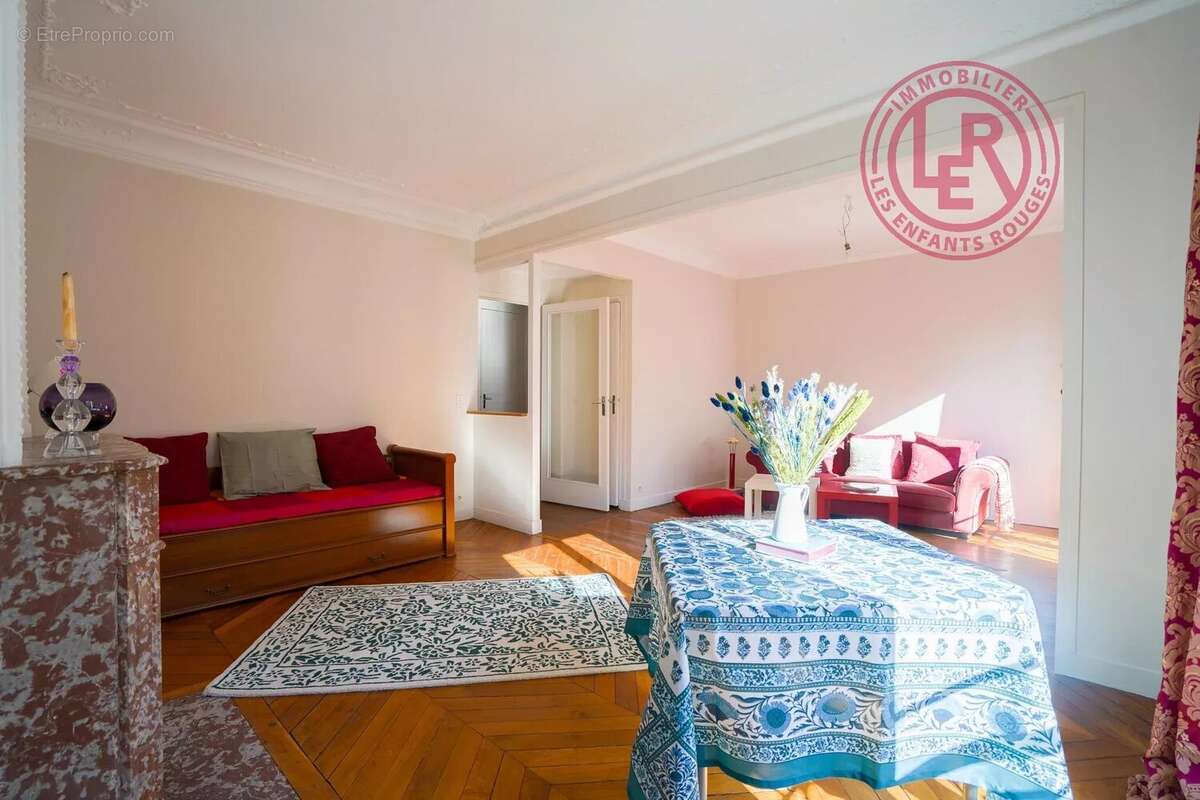 Appartement à PARIS-6E