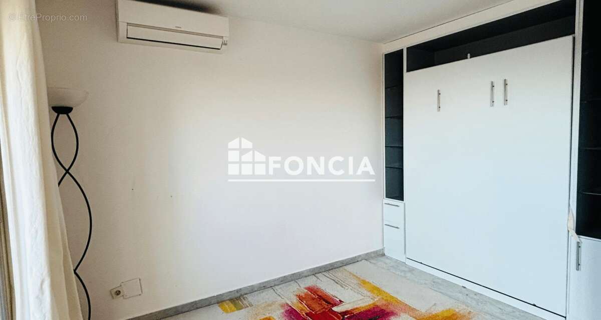 Appartement à VILLENEUVE-LOUBET