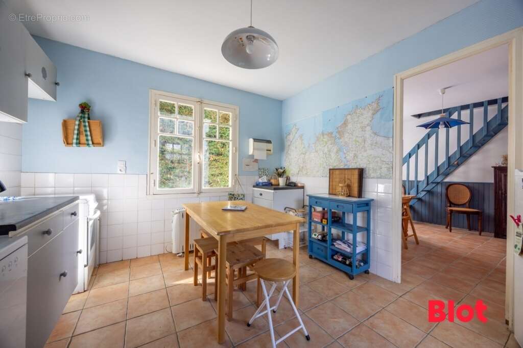 Maison à LE MINIHIC-SUR-RANCE