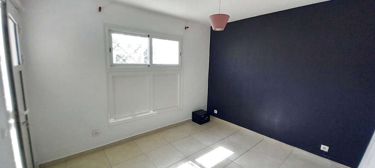 Appartement à LES ABYMES