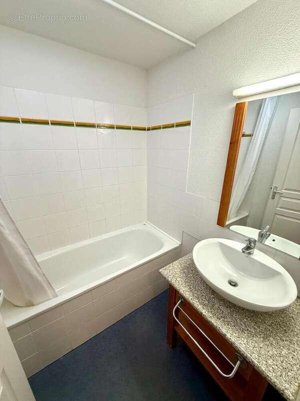   - Appartement à PRADES